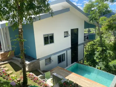Casa de Condomínio com 5 Quartos à venda, 345m² no Itaipava, Petrópolis