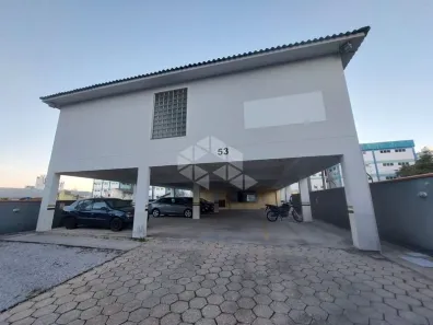Apartamento com 1 Quarto para alugar, 30m² no Barreiros, São José