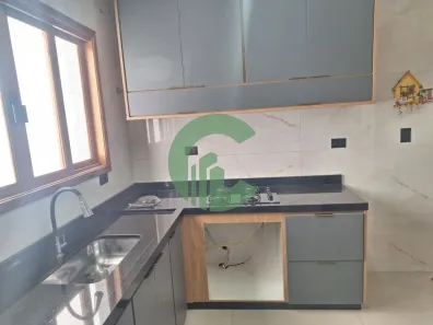 Casa com 2 Quartos à venda, 151m² no Parque Jaçatuba, Santo André