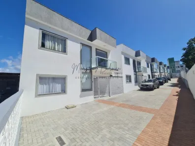 Casa de Condomínio com 3 Quartos à venda, 150m² no Buraquinho, Lauro de Freitas