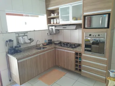 Casa de Condomínio com 4 Quartos para alugar, 175m² no Stella Maris, Salvador