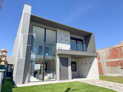 Sobrado com 4 Quartos à venda, 248m² no , Xangri-Lá