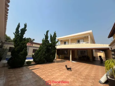 Casa com 5 Quartos para venda ou aluguel, 259m² no Flórida, Praia Grande