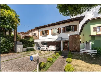Casa de Condomínio com 4 Quartos à venda, 305m² no Alphaville, Santana de Parnaíba