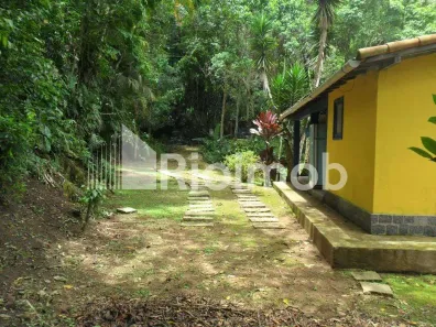 Fazenda/Sítio com 2 Quartos à venda, 300m² no Fazenda Inglesa, Petrópolis
