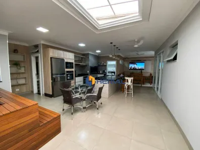 Casa com 3 Quartos à venda, 228m² no Parque da Gávea, Maringá