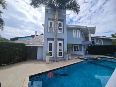 Casa de Condomínio com 4 Quartos à venda, 425m² no Estados, Balneário Camboriú