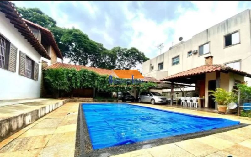 Casa com 3 quartos — Santa Amélia, Belo Horizonte