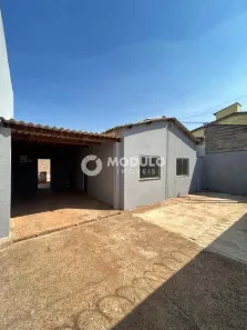 Casa com 3 Quartos à venda, 90m² no Segismundo Pereira, Uberlândia