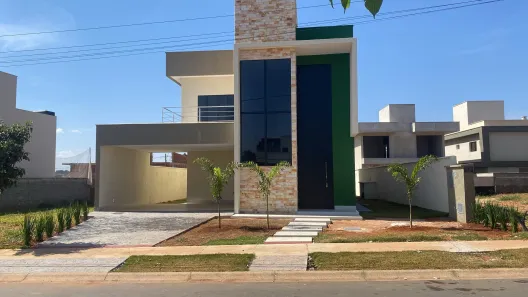 Casa de Condomínio com 4 Quartos à venda, 340m² no Jardim Cristal, Aparecida de Goiânia