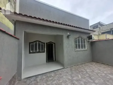 Casa com 2 Quartos para alugar, 80m² no Maria da Luz, Nova Iguaçu