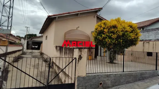 Casa com 6 Quartos à venda, 230m² no Vila Maria, São José dos Campos