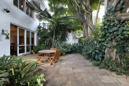 Sobrado com 5 Quartos à venda, 500m² no Pacaembu, São Paulo