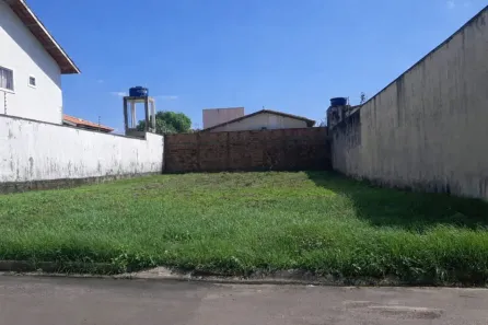 Lote/Terreno à venda, 480m² no Turu, São Luís