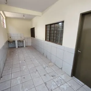 Casa com 4 Quartos para alugar, 100m² no Jardim Balneário Meia Ponte, Goiânia