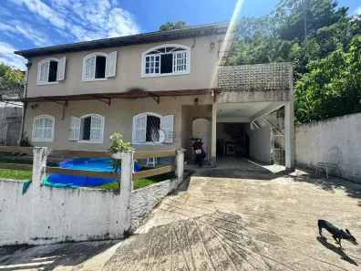 Casa com 5 Quartos à venda, 300m² no Bom Retiro, Teresópolis