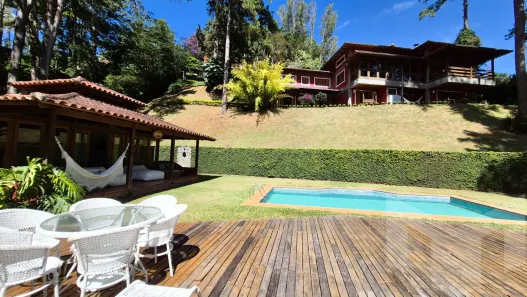 Casa de Condomínio com 4 Quartos à venda, 568m² no Itaipava, Petrópolis