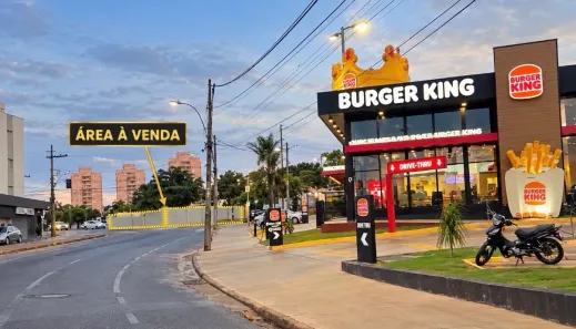 Lote/Terreno à venda, 400m² no Centro, Uberaba