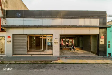 Prédio Comercial com 6 Quartos à venda, 658m² no Centro, Pelotas