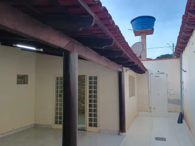 Casa com 2 Quartos à venda, 176m² no Vila Vicentina, Brasília