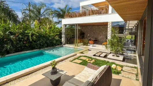 Casa de Condomínio com 5 Quartos à venda, 406m² no Jacuhy, Serra