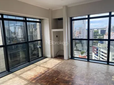 Sala Comercial para alugar, 104m² no Centro Cívico, Curitiba
