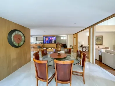 Casa de Condomínio com 5 Quartos para alugar, 786m² no Tamboré, Santana de Parnaíba
