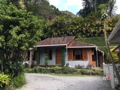 Casa com 6 Quartos à venda, 368m² no Retiro, Petrópolis