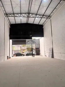 Galpão/Depósito/Armazém para alugar, 300m² no Vila Zelina, São Paulo