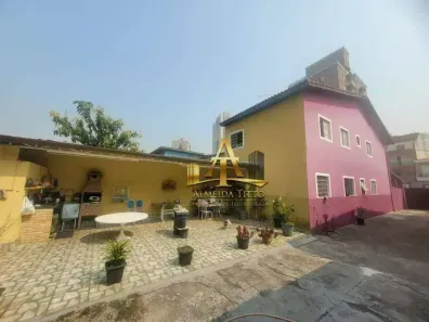 Casa com 4 Quartos à venda, 330m² no Jardim Timbauhy/Aldeia, Barueri