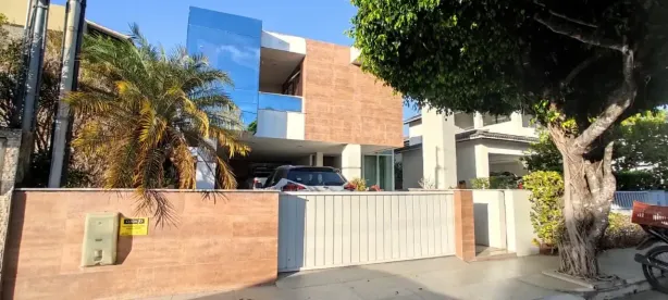 Casa de Condomínio com 5 Quartos à venda, 400m² no Aruana, Aracaju