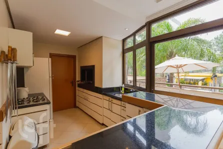Apartamento com 3 Quartos à venda, 230m² no Bela Vista, Porto Alegre