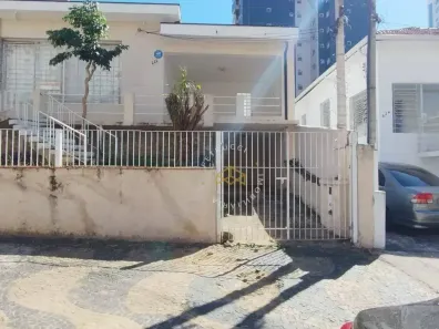Casa com 4 Quartos à venda, 320m² no Centro, Campinas