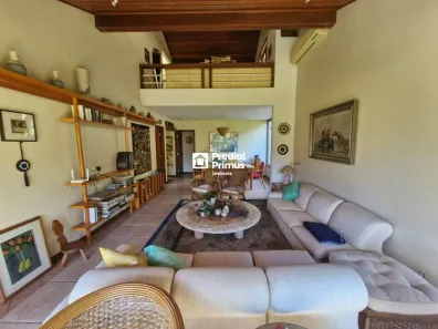 Casa de Condomínio com 3 Quartos à venda, 234m² no Cônego, Nova Friburgo