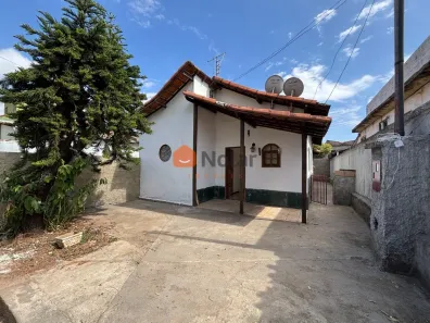 Casa com 3 Quartos para alugar, 180m² no União, Belo Horizonte