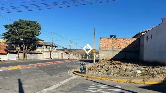 Lote/Terreno à venda, 172m² no Jardim Santa Marina, Jacareí