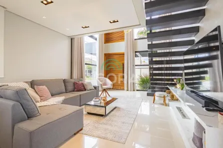 Sobrado com 3 Quartos à venda, 230m² no Estância Velha, Canoas