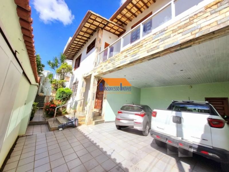 Casa com 5 quartos — Caiçaras, Belo Horizonte