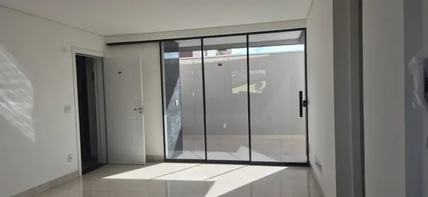 Apartamento com 3 Quartos à venda, 108m² no Santa Mônica, Uberlândia