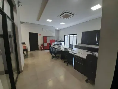Prédio Comercial para alugar, 250m² no Ribeirânia, Ribeirão Preto