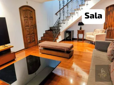 Sobrado com 3 Quartos à venda, 200m² no Vila Valparaíso, Santo André