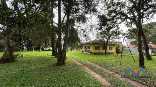 Fazenda/Sítio com 3 Quartos à venda, 300m² no Canjicas, Arujá