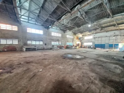 Galpão/Depósito/Armazém para alugar, 1800m² no Saboó, Santos