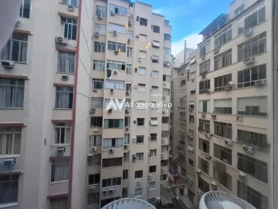 Apartamento com 2 Quartos à venda, 80m² no Copacabana, Rio de Janeiro