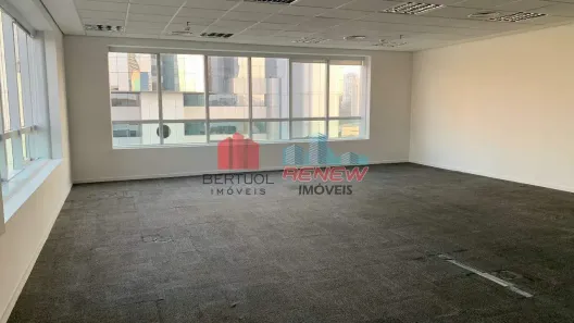 Sala Comercial para alugar, 136m² no Cidade Monções, São Paulo