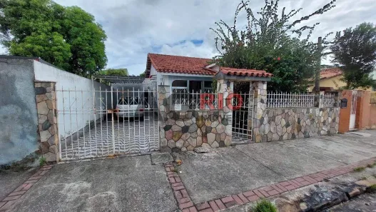 Casa com 4 Quartos à venda, 71m² no Marechal Hermes, Rio de Janeiro