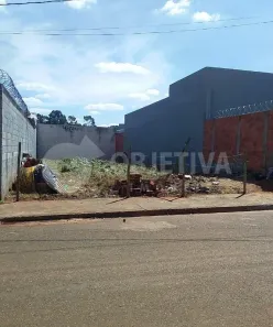 Lote/Terreno à venda, 341m² no Jardim Brasília, Uberlândia