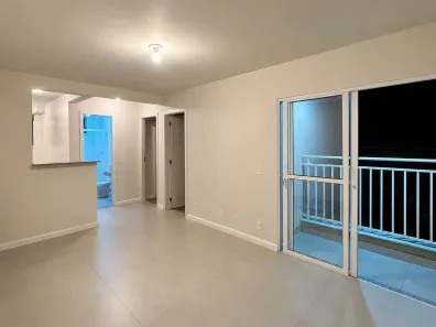Apartamento com 2 Quartos para alugar, 52m² no Duarte Silveira, Petrópolis