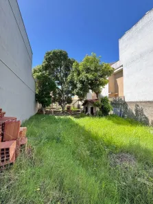 Lote/Terreno à venda, 300m² no Itaipu, Niterói