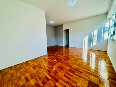 Apartamento com 3 Quartos à venda, 110m² no Laranjeiras, Rio de Janeiro